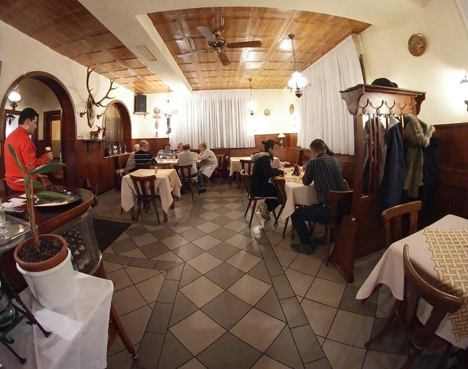 فندق لودفيغسبرغفي  Gasthaus Hirschberg المظهر الخارجي الصورة